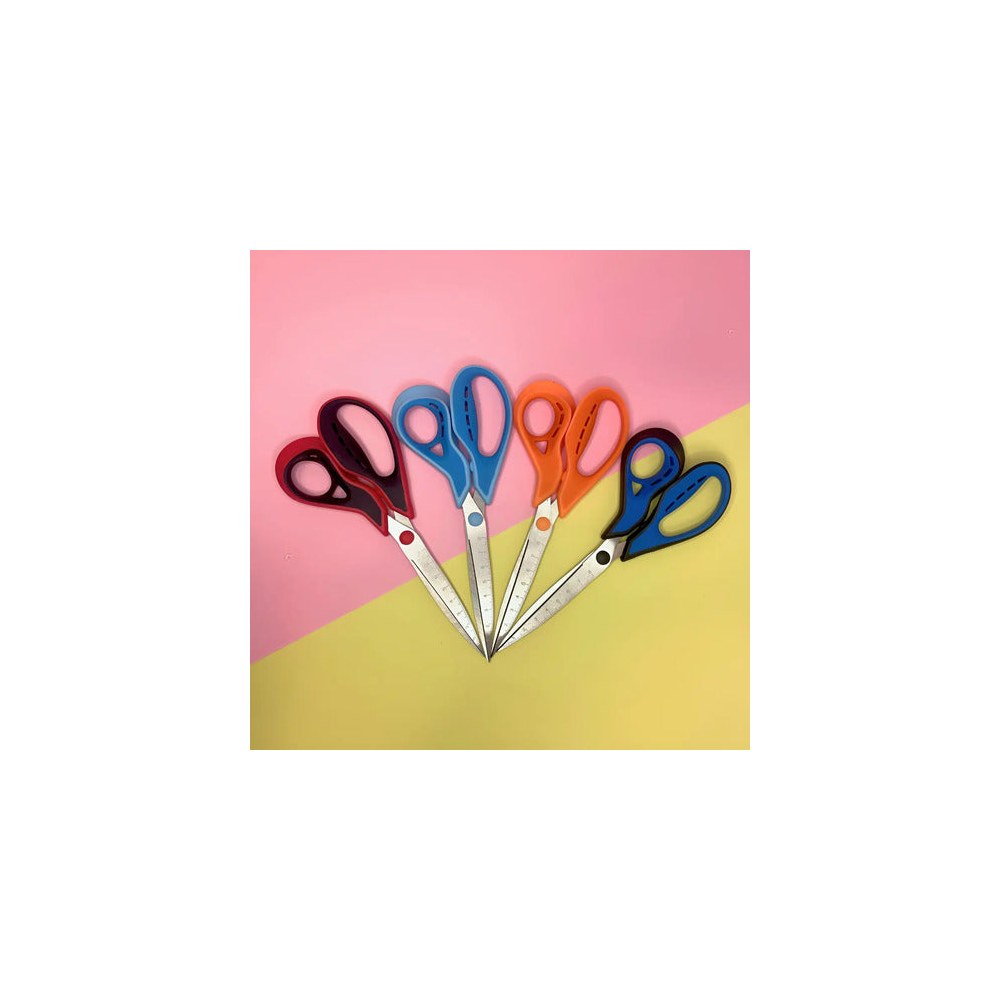 Tijera Cbx Mango Ergonómico Acero Inoxidable-21 Cm